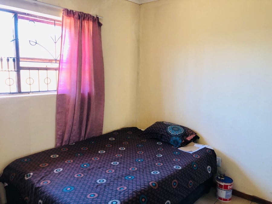 2 Bedroom Property for Sale in Kwa Nobuhle Eastern Cape